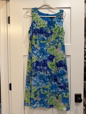 Sleeveless Blue & Green Floral Print Long Dress Great for Spring Summer Size 10